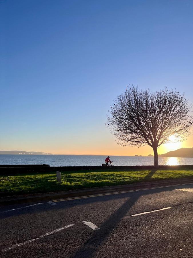 Bed & Breakfast Tides Reach The Mumbles